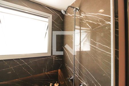 Apartamento à venda com 81m², 3 quartos e 2 vagasBanheiro da Suíte