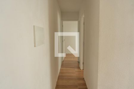 Corredor de apartamento para alugar com 2 quartos, 42m² em Jardim Gilda Maria, São Paulo