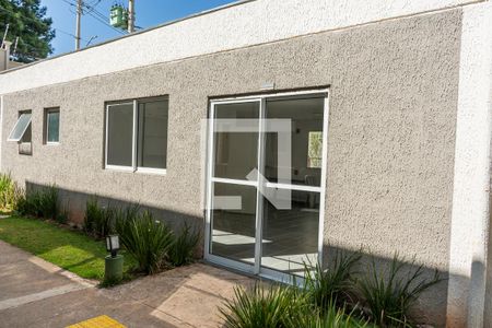 Apartamento para alugar com 42m², 2 quartos e sem vaga Apartamento para alugar com 42m², 2 quartos e sem vagaÁrea comum - Salão de festas