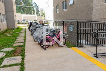 Área comum - Bicicletário de apartamento para alugar com 2 quartos, 42m² em Jardim Gilda Maria, São Paulo