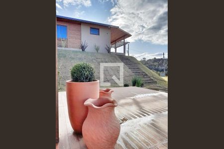 Casa de condomínio à venda com 169m², 3 quartos e 2 vagasÁrea comum