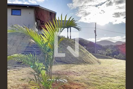 Casa de condomínio à venda com 169m², 3 quartos e 2 vagasÁrea comum