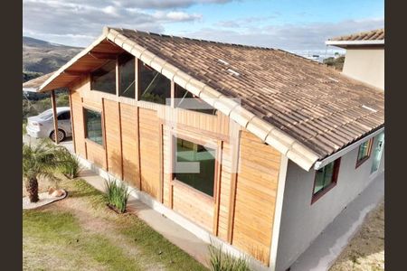 Casa de condomínio à venda com 169m², 3 quartos e 2 vagasÁrea comum