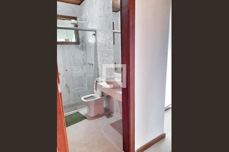 Banheiro de casa de condomínio à venda com 3 quartos, 290m² em Condomínio Villa Bella , Itabirito