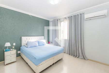 Apartamento à venda com 140m², 4 quartos e 2 vagas Apartamento à venda com 140m², 4 quartos e 2 vagasSuíte