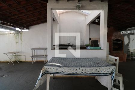 Casa à venda com 157m², 3 quartos e 2 vagasTerraço