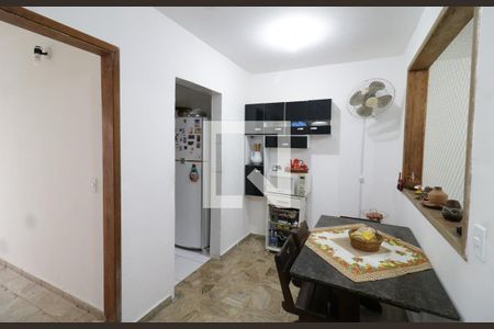 Casa à venda com 157m², 3 quartos e 2 vagasCopa