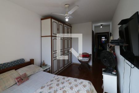 Casa à venda com 157m², 3 quartos e 2 vagasSuíte 2