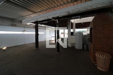 Casa à venda com 157m², 3 quartos e 2 vagasTerraço