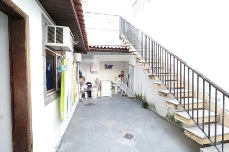 Casa à venda com 157m², 3 quartos e 2 vagasÁrea de Serviço