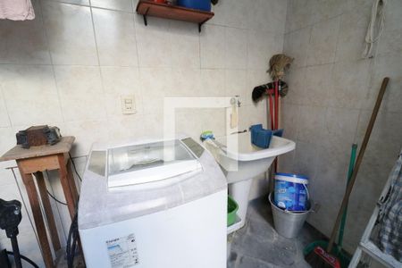 Casa à venda com 157m², 3 quartos e 2 vagasÁrea de Serviço