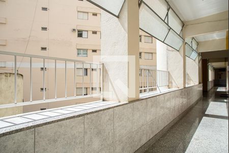 Studio à venda com 32m², 1 quarto e sem vaga Studio à venda com 32m², 1 quarto e sem vagaÁrea comum - Hall dos apartamentos