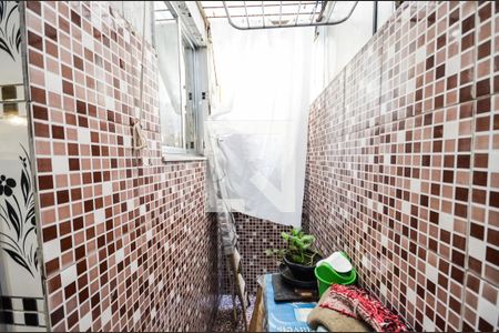 Apartamento à venda com 72m², 2 quartos e 1 vagaÁrea de Serviço