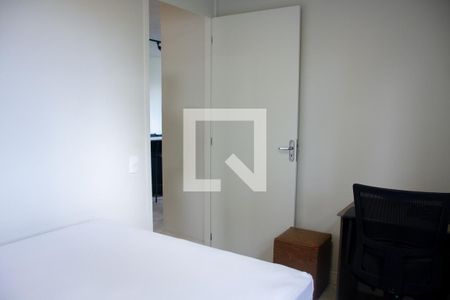 Quarto 2 de apartamento para alugar com 2 quartos, 45m² em Parque Ipê, São Paulo