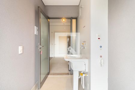 Área de Serviço de apartamento para alugar com 2 quartos, 65m² em Indianópolis, São Paulo