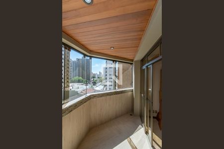 Varanda Sala de Estar/Jantar  de apartamento à venda com 3 quartos, 170m² em Cambuí, Campinas