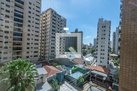 Vista Sala de Estar/Jantar  de apartamento à venda com 3 quartos, 170m² em Cambuí, Campinas