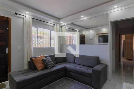 Sala de casa para alugar com 3 quartos, 125m² em Jardim Santa Mena, Guarulhos