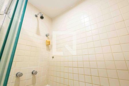 Apartamento à venda com 164m², 4 quartos e 3 vagasBanheiro da Suíte 1