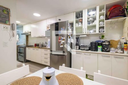 Apartamento à venda com 164m², 4 quartos e 3 vagasCozinha