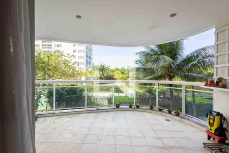 Varanda de apartamento à venda com 4 quartos, 164m² em Barra da Tijuca, Rio de Janeiro