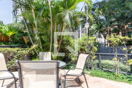 Apartamento à venda com 420m², 3 quartos e 5 vagasÁrea comum - Piscina