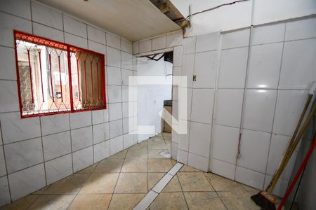 Casa para alugar com 60m², 1 quarto e sem vaga Casa para alugar com 60m², 1 quarto e sem vagaLoja - Fundos