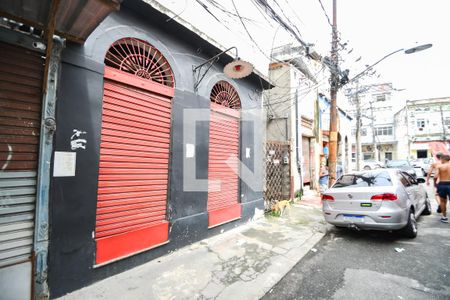 Casa para alugar com 60m², 1 quarto e sem vaga Casa para alugar com 60m², 1 quarto e sem vagaFachada Loja e Entrada da Vila