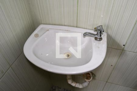 Casa para alugar com 60m², 1 quarto e sem vaga Casa para alugar com 60m², 1 quarto e sem vagaBanheiro