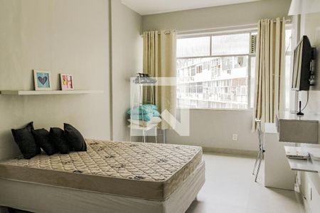 Sala/Quarto de apartamento para alugar com 1 quarto, 45m² em Copacabana, Rio de Janeiro