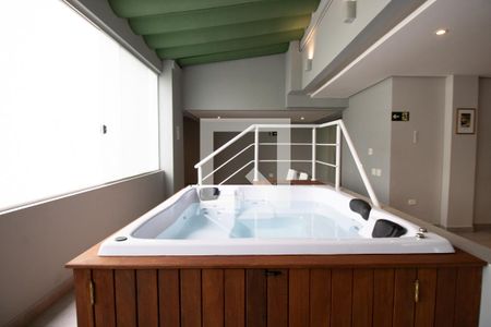 Apartamento para alugar com 180m², 3 quartos e 2 vagasJacuzzi