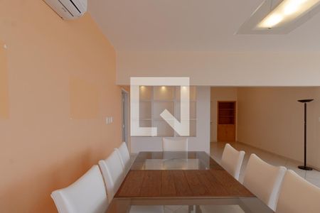 Apartamento para alugar com 180m², 3 quartos e 2 vagasSala