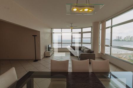 Sala de apartamento para alugar com 3 quartos, 180m² em Pitangueiras, Guarujá
