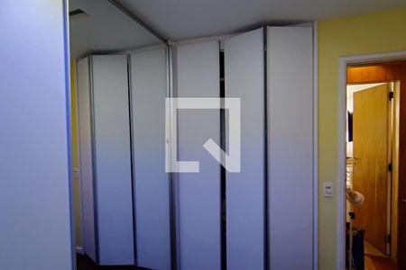 Apartamento à venda com 129m², 3 quartos e 3 vagasquarto 2