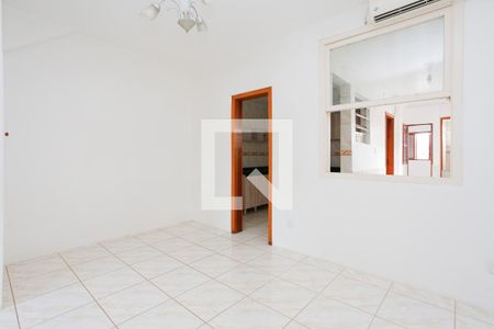 Sala de apartamento para alugar com 3 quartos, 88m² em São Geraldo, Porto Alegre