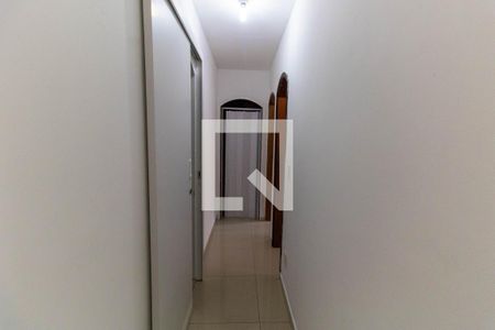 Corredor de apartamento à venda com 3 quartos, 59m² em Santa Rosa, Niterói