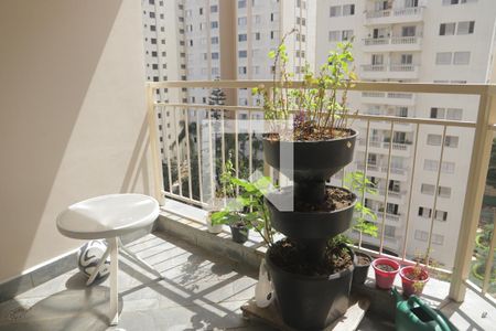 Sacada de apartamento à venda com 3 quartos, 93m² em Parque Imperial, São Paulo