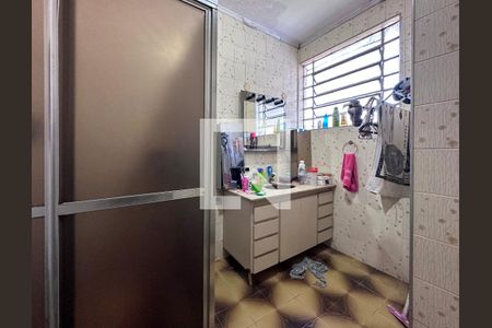 Casa à venda com 405m², 4 quartos e 4 vagasBanheiro Social