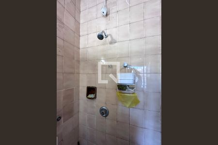 Casa à venda com 405m², 4 quartos e 4 vagasBanheiro Suíte 