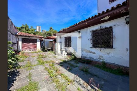 Casa à venda com 405m², 4 quartos e 4 vagasQuintal