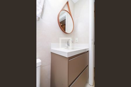 Apartamento à venda com 83m², 2 quartos e 2 vagasSuíte - Banheiro