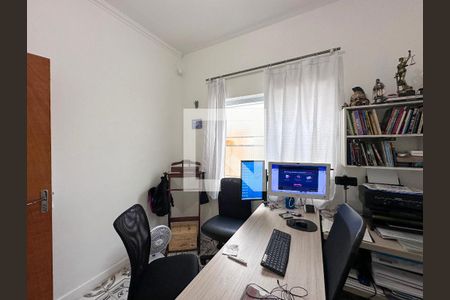 Casa à venda com 225m², 3 quartos e 2 vagasQuarto 1