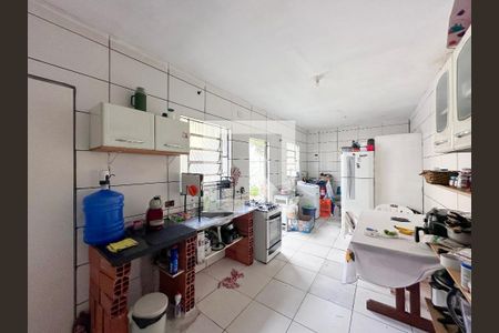 Casa à venda com 225m², 3 quartos e 2 vagasCozinha