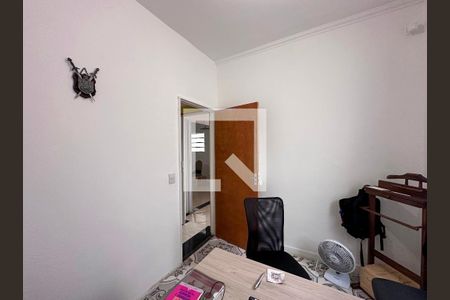 Casa à venda com 225m², 3 quartos e 2 vagasQuarto 1