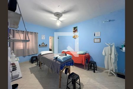 Casa à venda com 225m², 3 quartos e 2 vagasQuarto 2