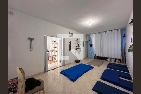 Sala de casa à venda com 3 quartos, 225m² em Vila Congonhas, São Paulo