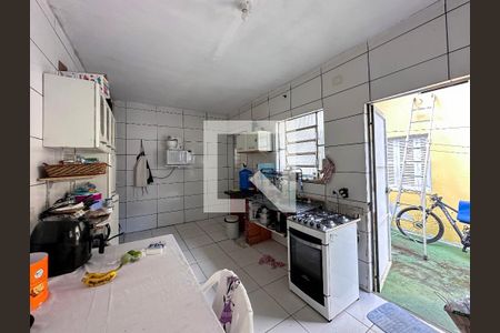 Casa à venda com 225m², 3 quartos e 2 vagasCozinha
