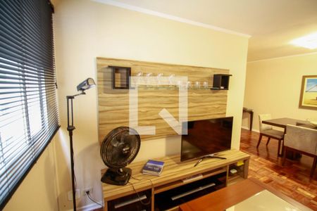 Sala de apartamento para alugar com 2 quartos, 68m² em Cerqueira César, São Paulo