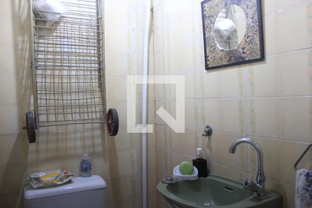 Casa à venda com 112m², 3 quartos e 3 vagasBanheiro 2