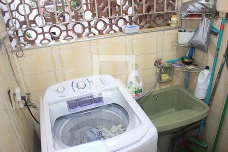 Casa à venda com 112m², 3 quartos e 3 vagasLavanderia